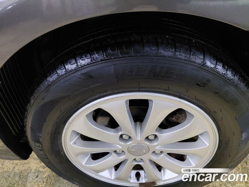 Kia K3 2013