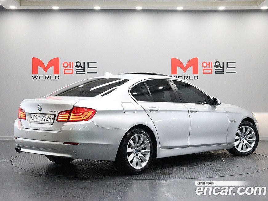BMW 5-Series 2012