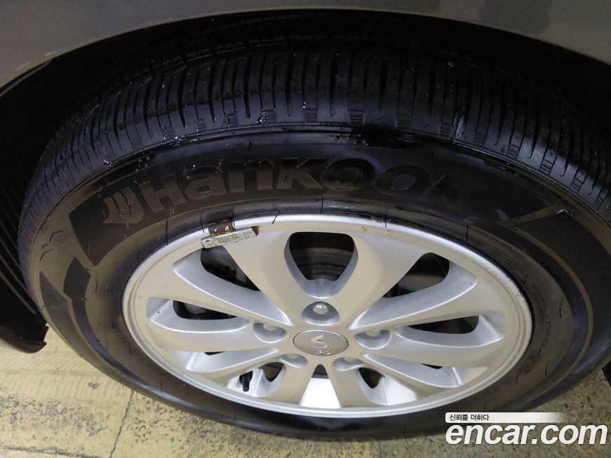 Kia K3 2013