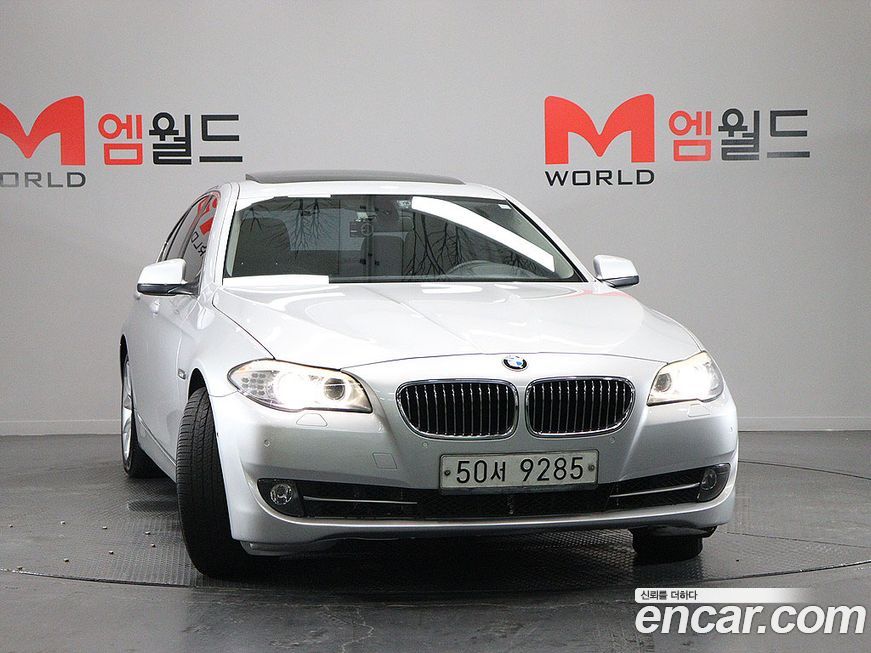 BMW 5-Series 2012