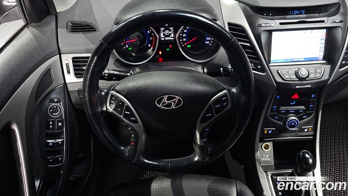 Hyundai AVANTE 2015