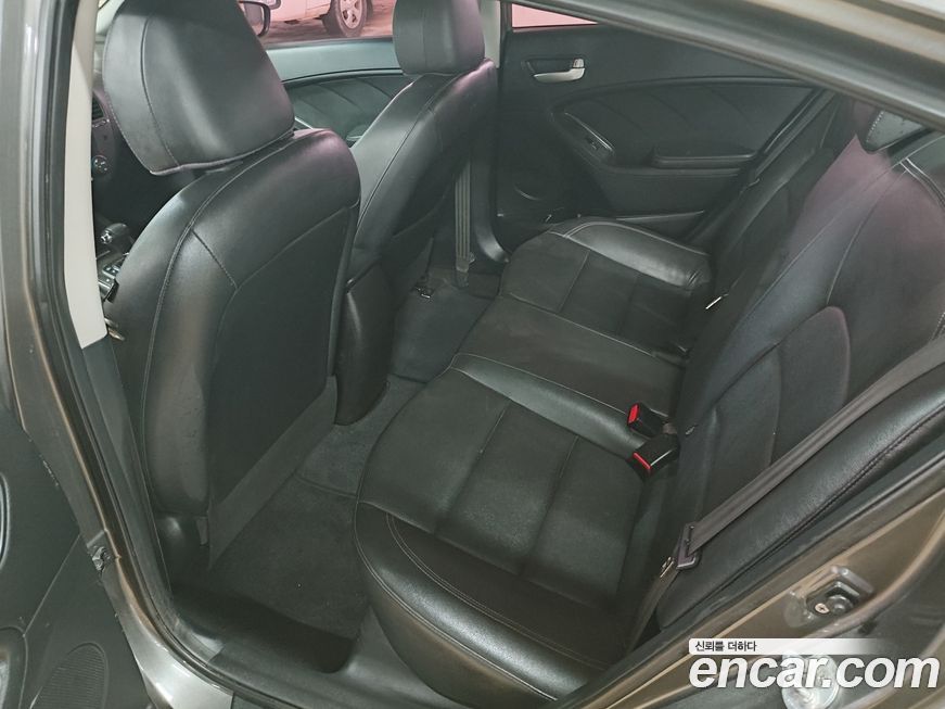 Kia K3 2013