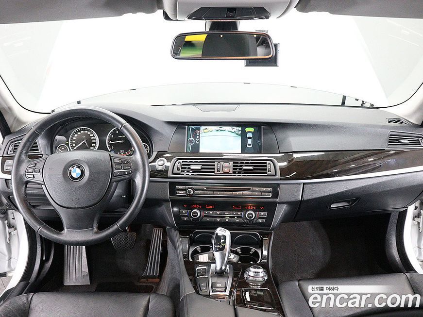 BMW 5-Series 2012