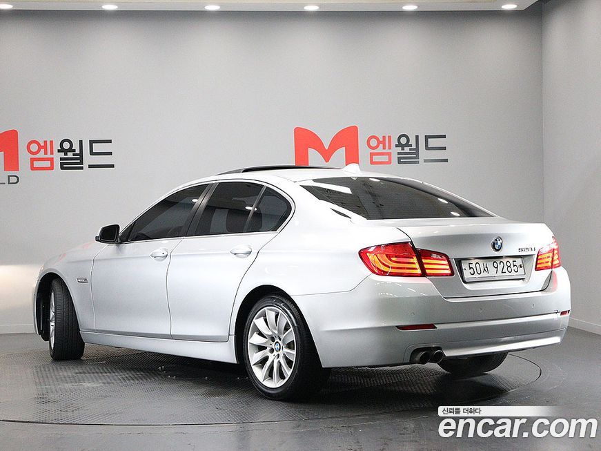 BMW 5-Series 2012