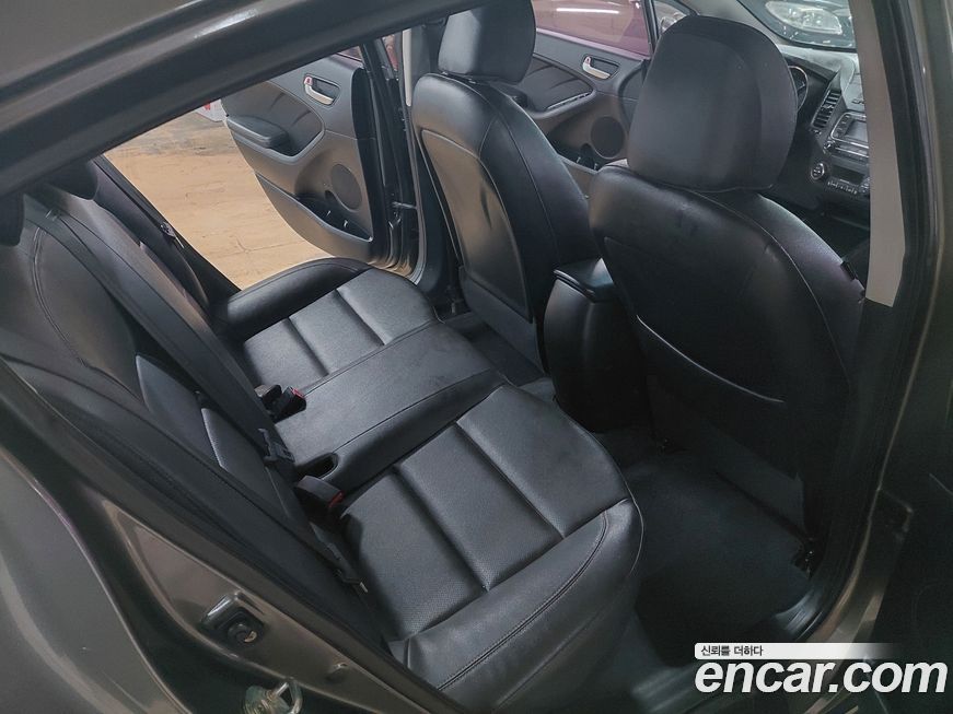 Kia K3 2013