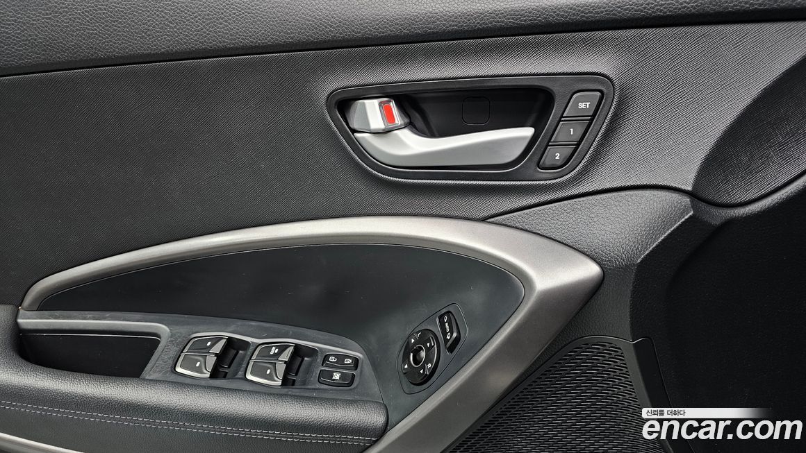 Hyundai Santafe 2015