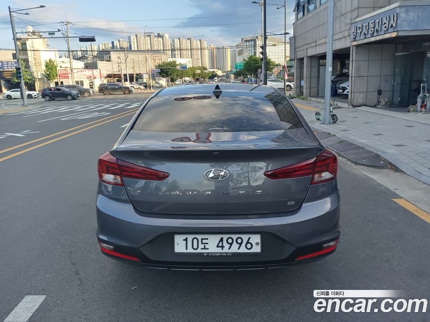 Hyundai AVANTE 2019