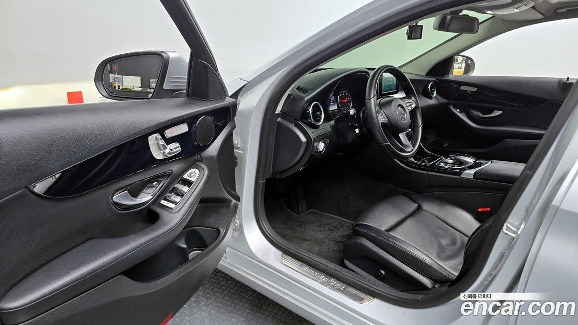 Mercedes-Benz C-Class 2016