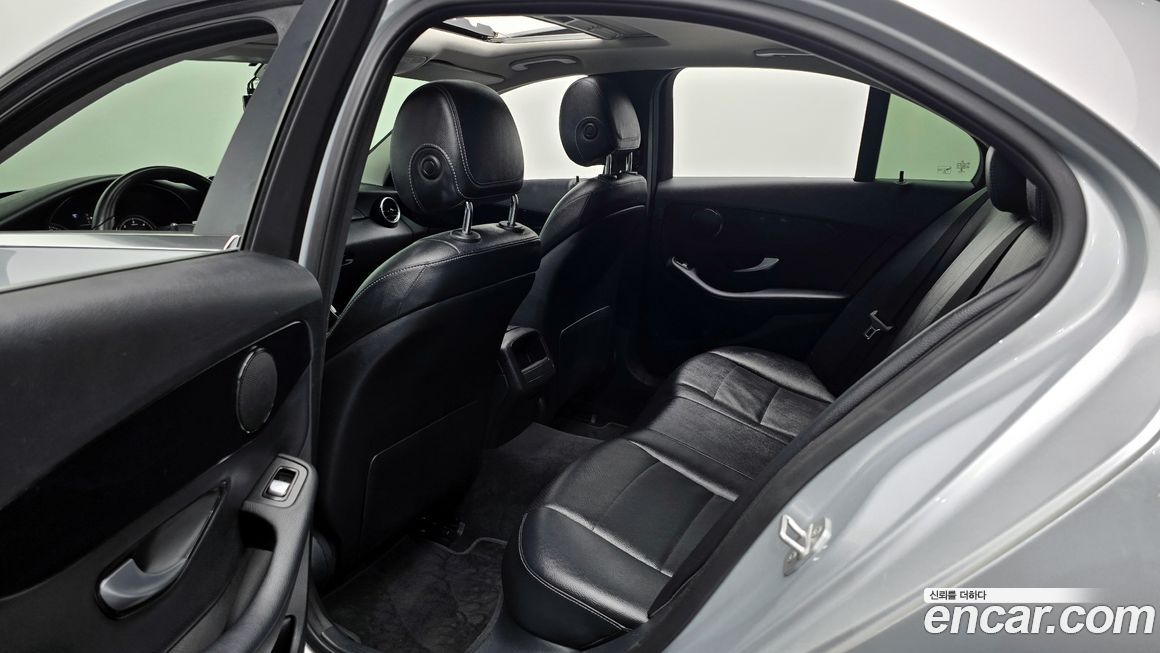Mercedes-Benz C-Class 2016