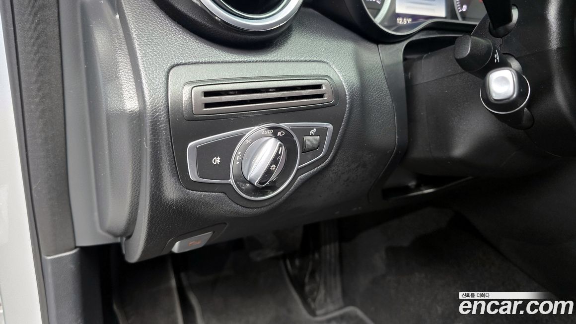 Mercedes-Benz C-Class 2016
