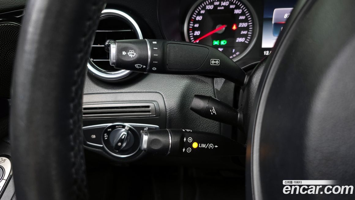 Mercedes-Benz C-Class 2016