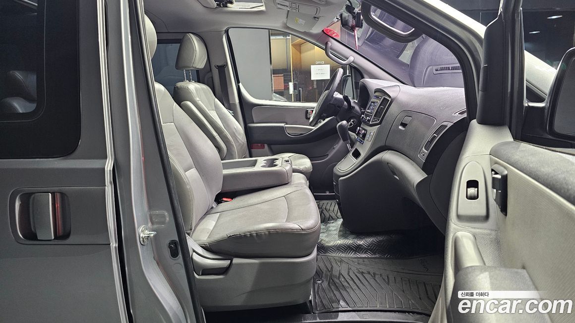 Hyundai Starex 2017