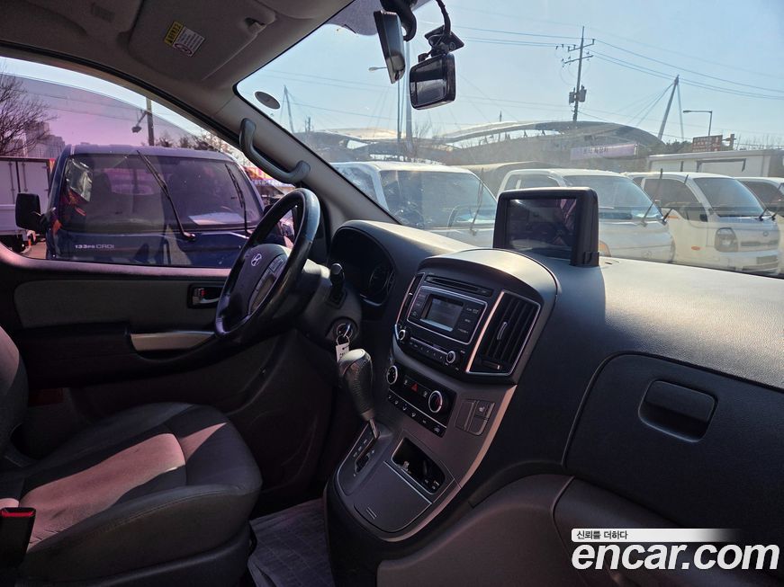 Hyundai Starex 2019
