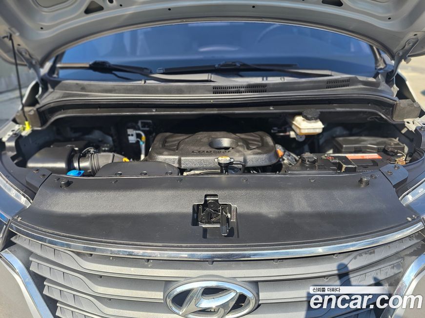 Hyundai Starex 2019