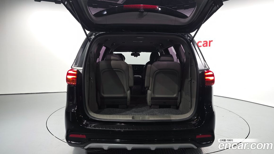 Kia Canival 2019