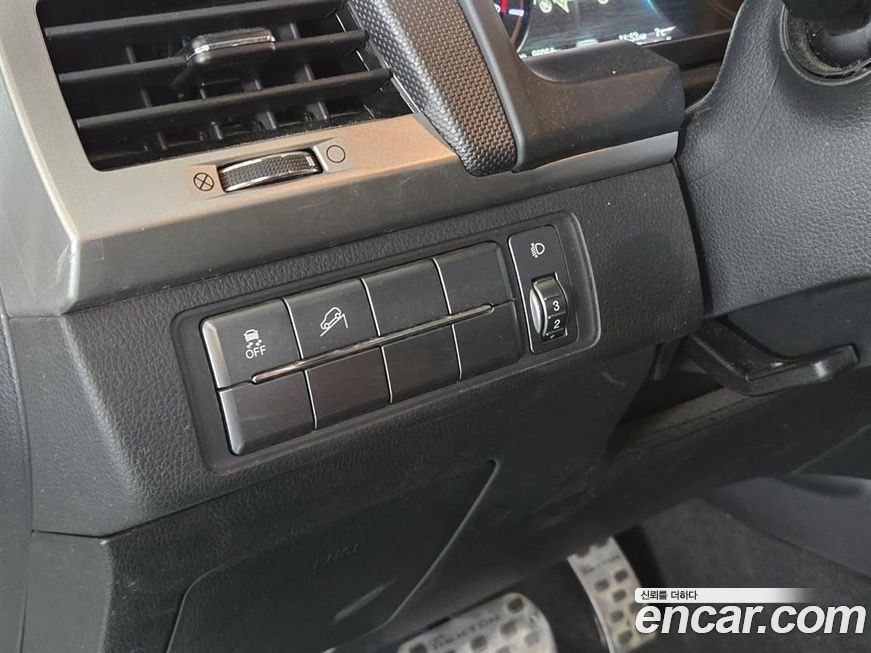 KG_Mobility_Ssangyong Rexton 2019