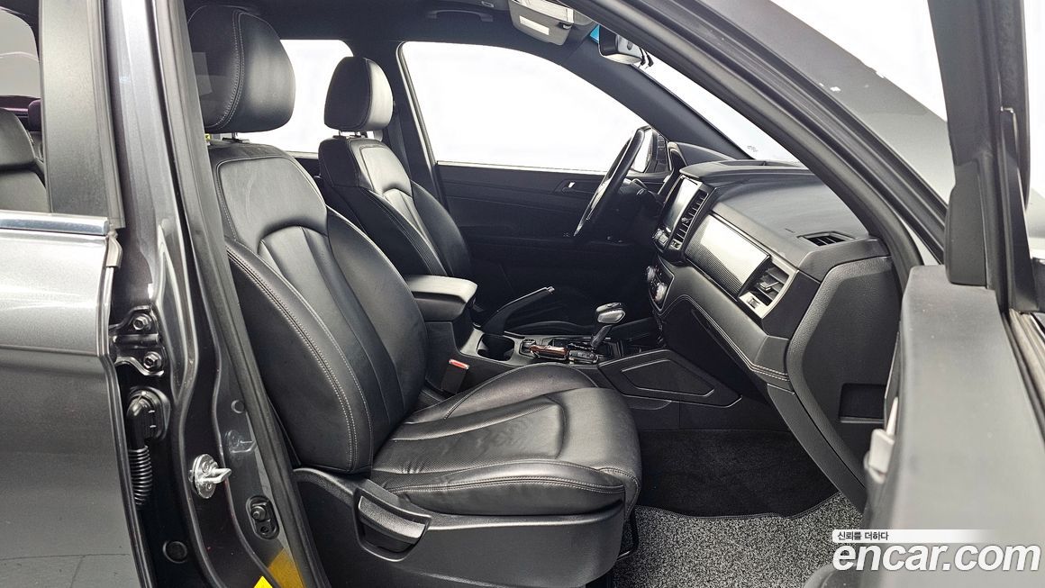 KG_Mobility_Ssangyong Rexton 2020