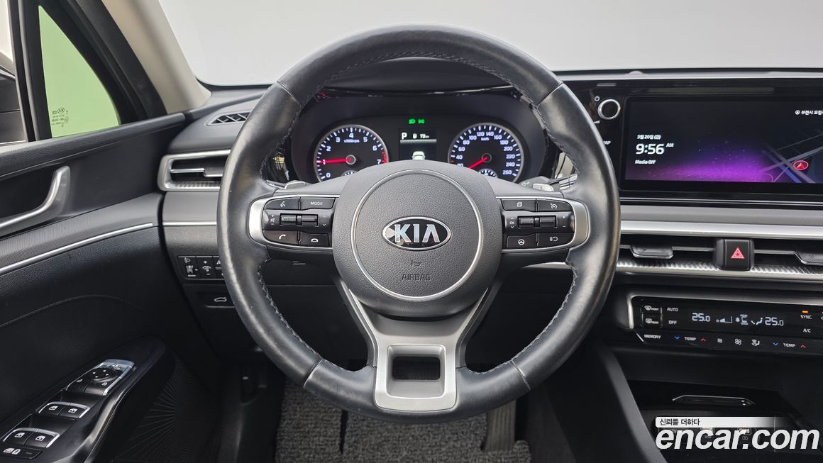 Kia K5 2021