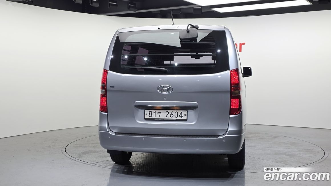 Hyundai Starex 2019