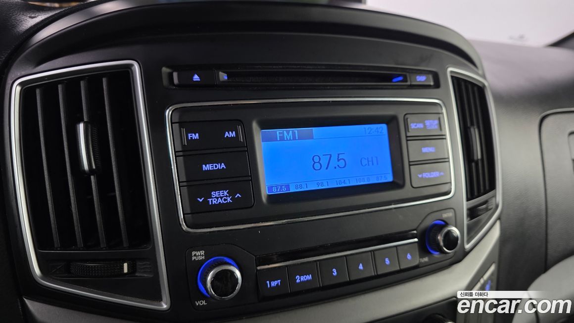 Hyundai Starex 2019