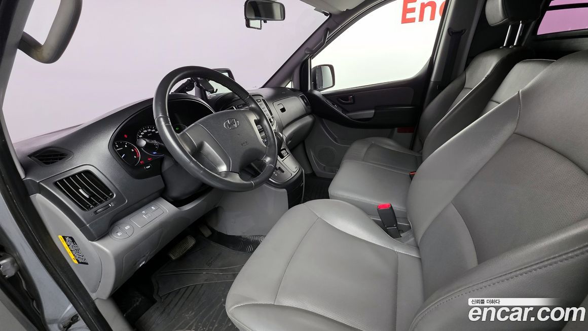 Hyundai Starex 2019