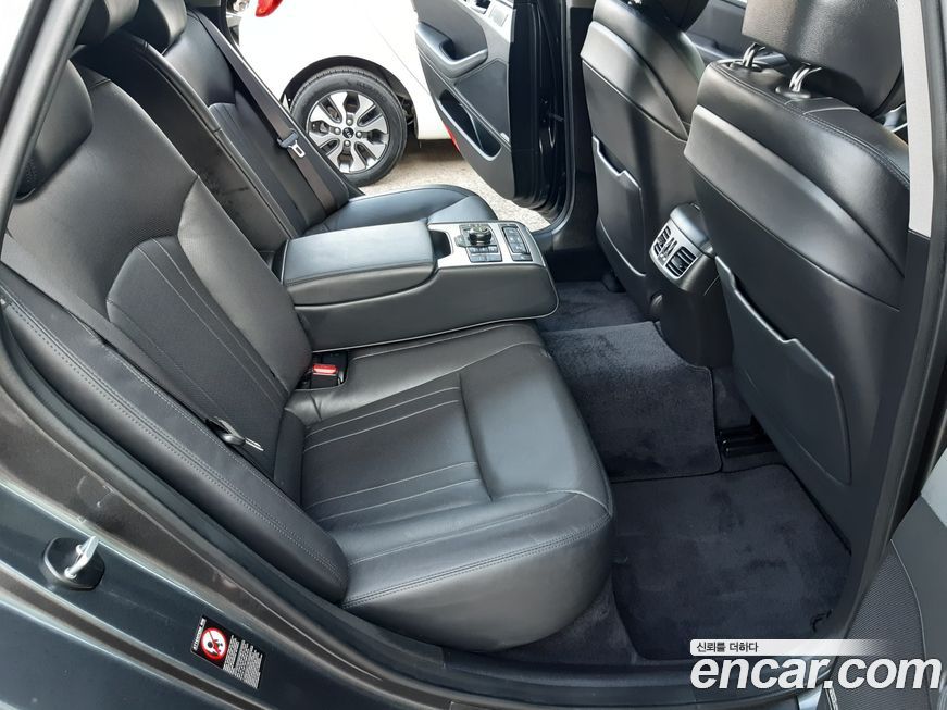 Genesis G80 2017