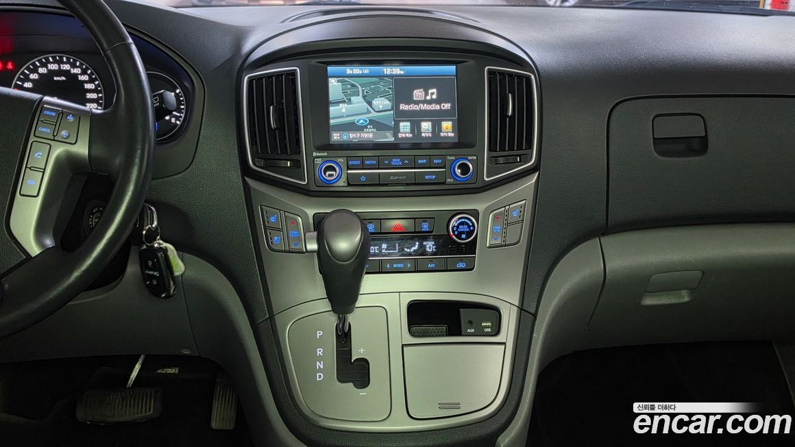 Hyundai Starex 2019