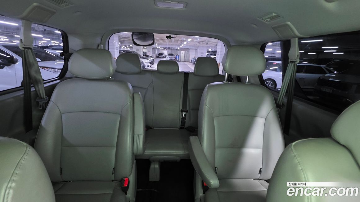 Hyundai Starex 2019