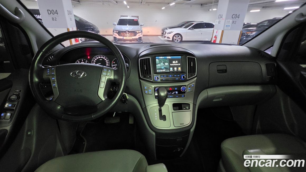 Hyundai Starex 2019