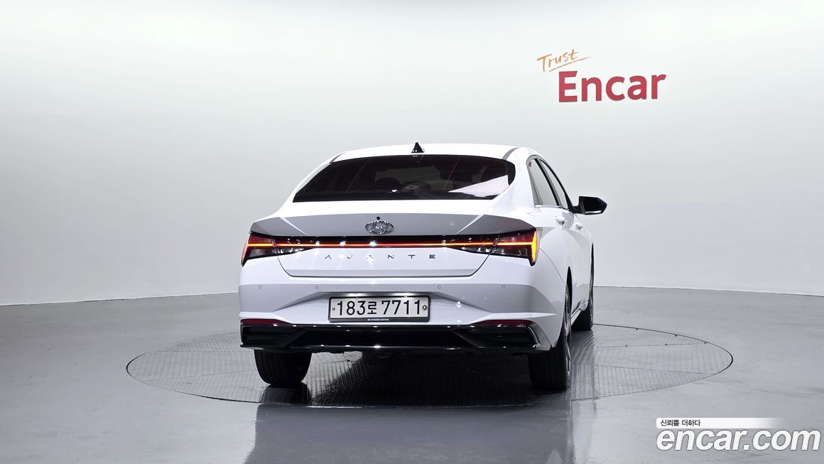 Hyundai AVANTE 2021