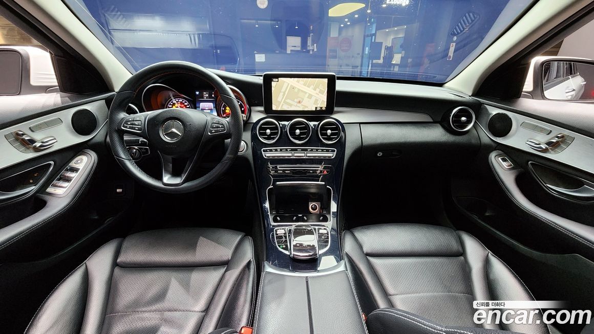 Mercedes-Benz C-Class 2018