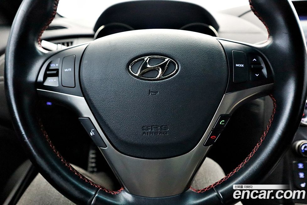 Hyundai Genesis 2016