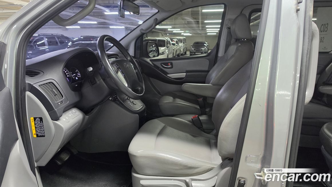 Hyundai Starex 2019