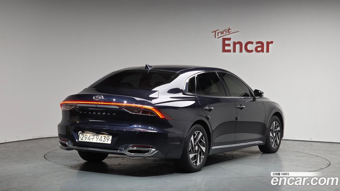 Hyundai Grandeur 2020