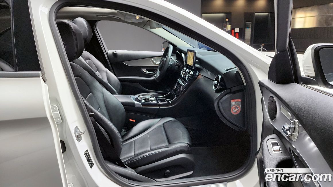 Mercedes-Benz C-Class 2018