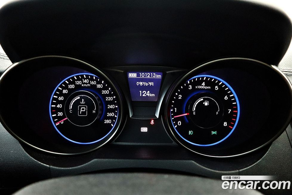 Hyundai Genesis 2016