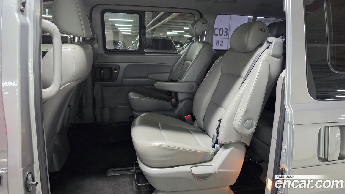 Hyundai Starex 2019