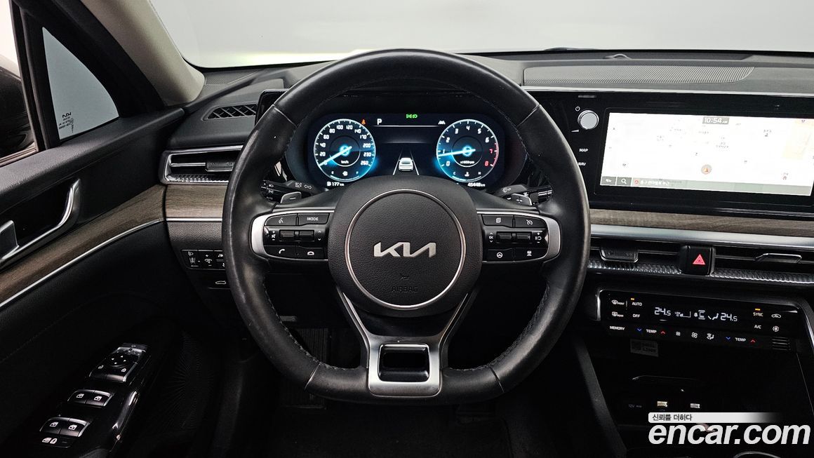 Kia K5 2023