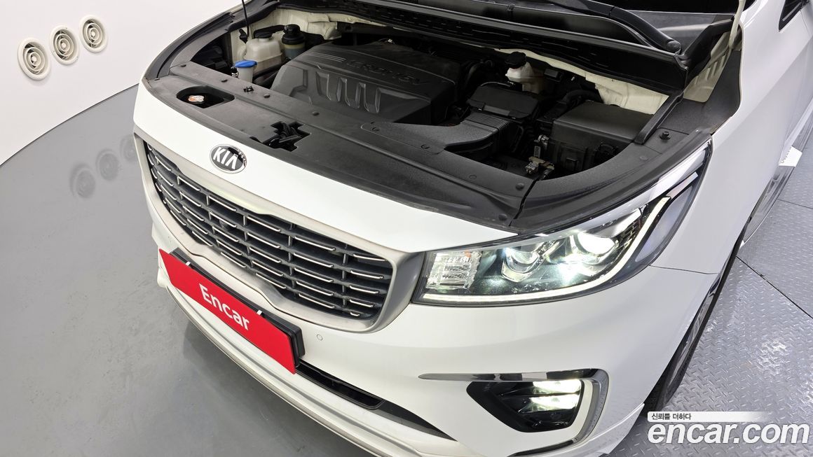 Kia Canival 2019