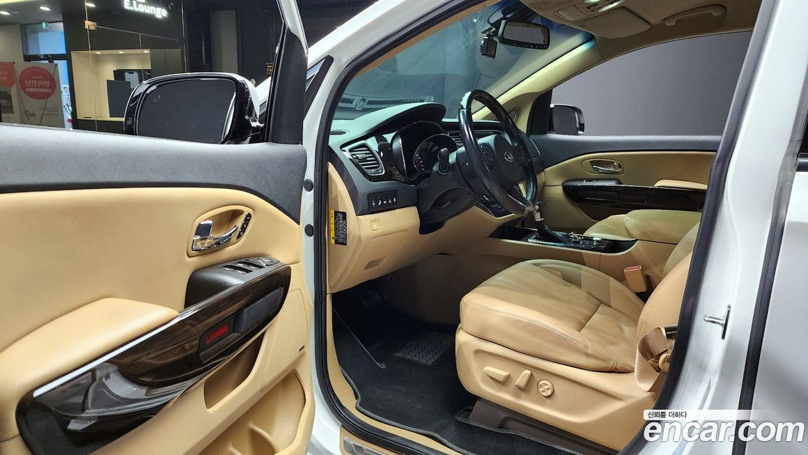Kia Canival 2020