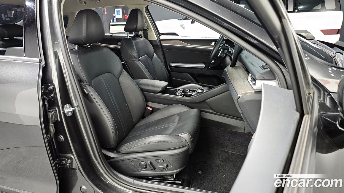 Kia K5 2023