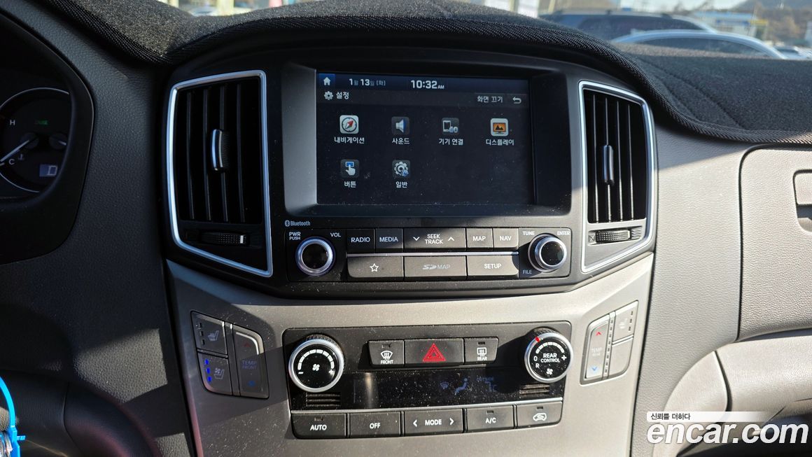 Hyundai Starex 2018