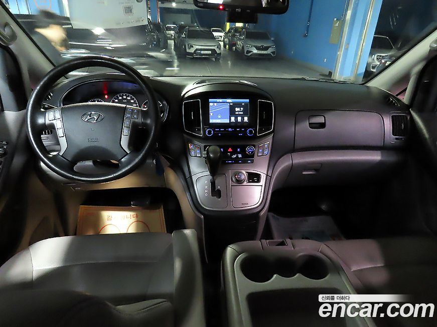 Hyundai Starex 2019