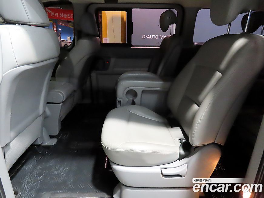 Hyundai Starex 2019