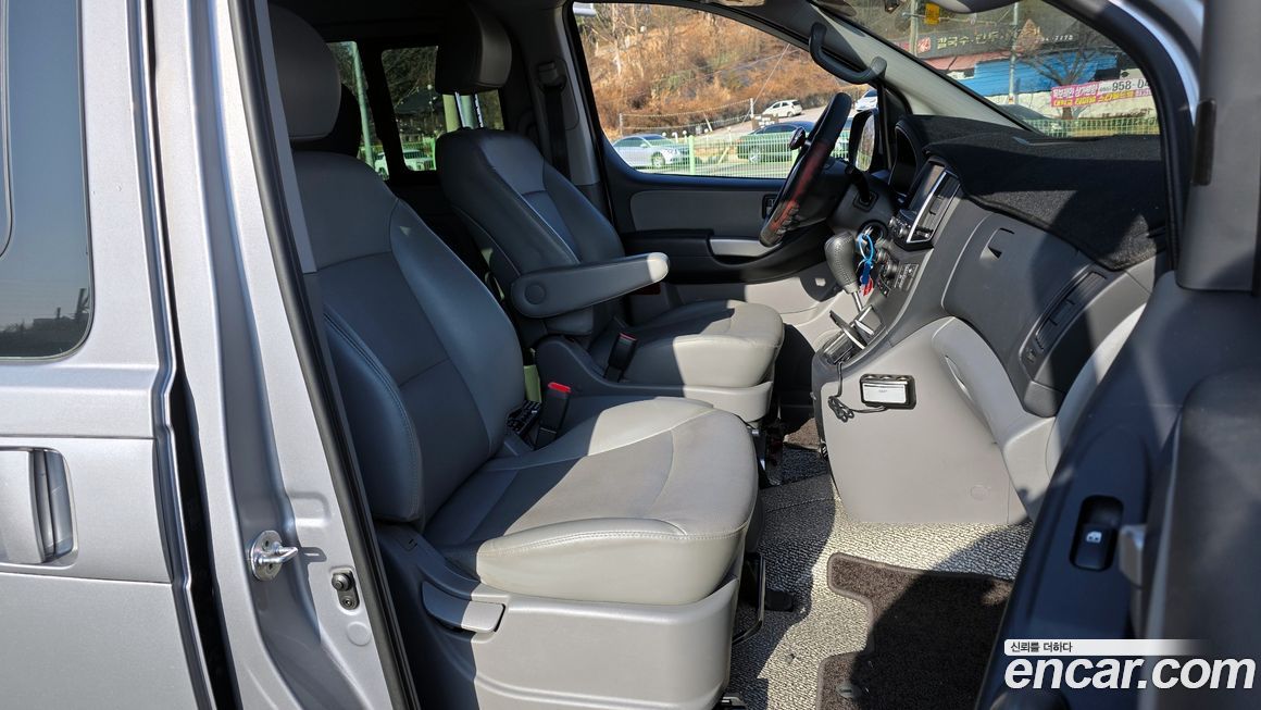 Hyundai Starex 2018
