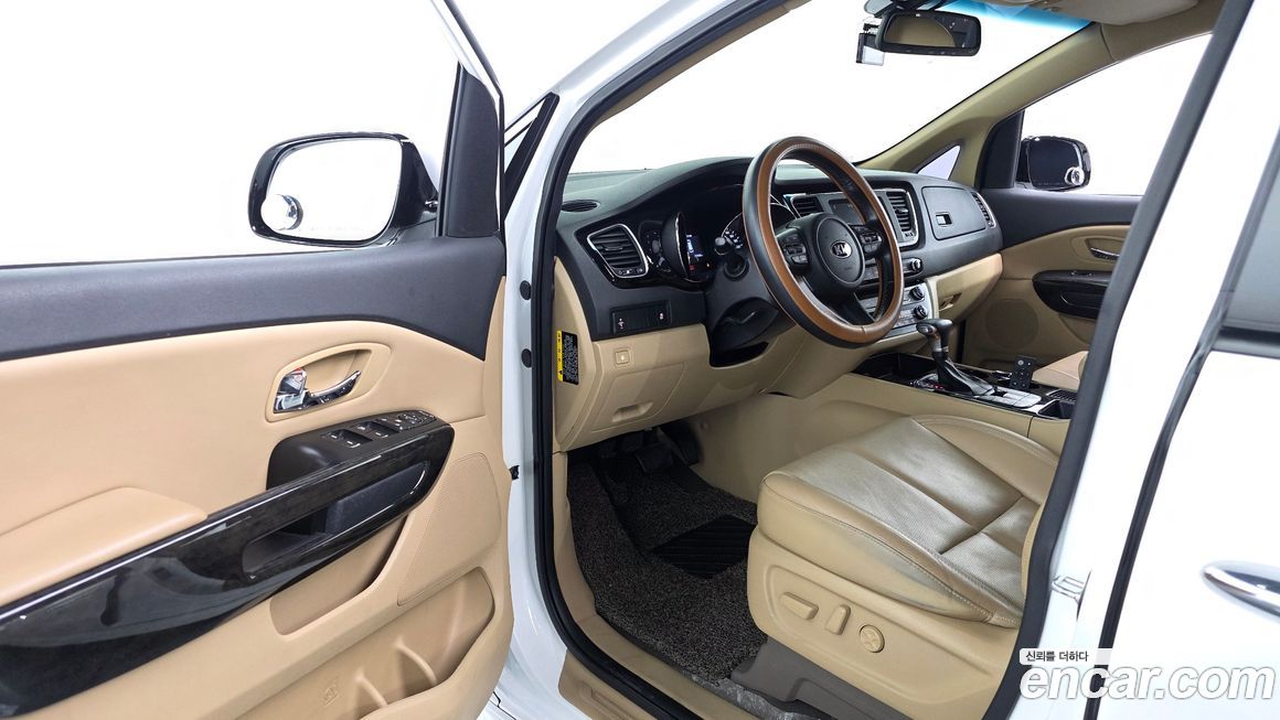 Kia Canival 2019