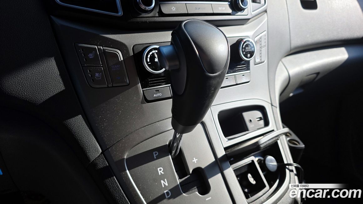 Hyundai Starex 2018