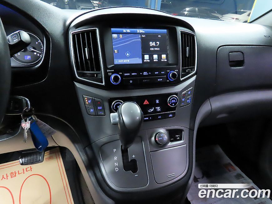 Hyundai Starex 2019