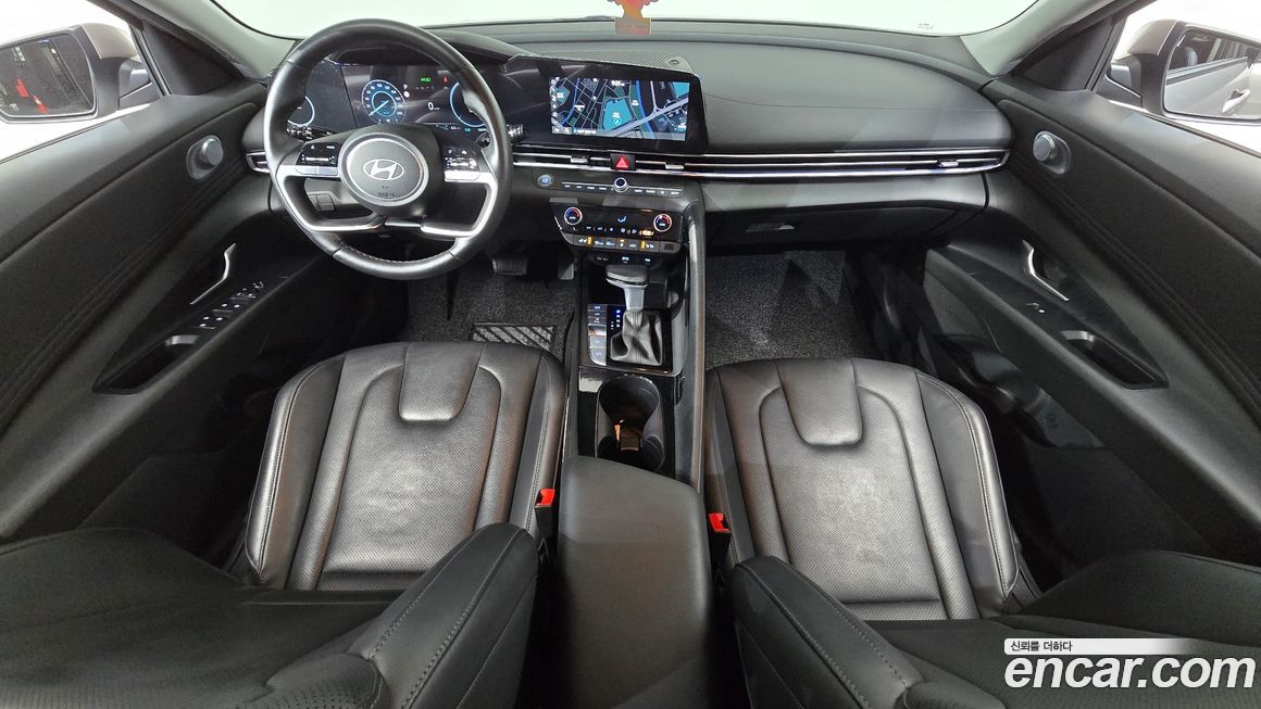 Hyundai AVANTE 2024
