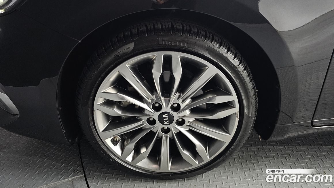 Kia K7 2020